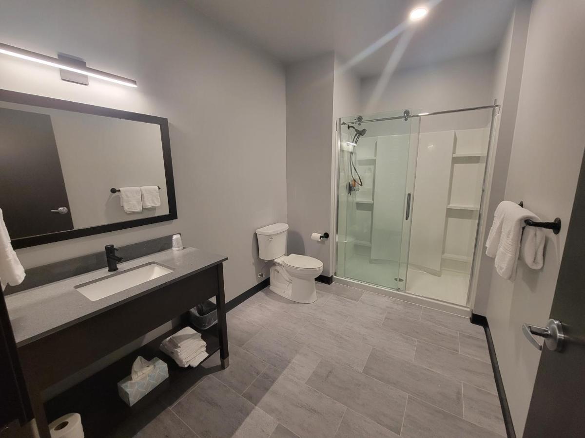 Watershed Hotel Sheboygan Bagian luar foto