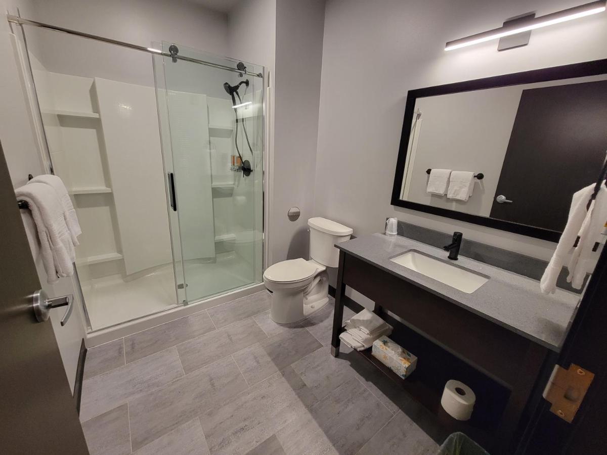 Watershed Hotel Sheboygan Bagian luar foto